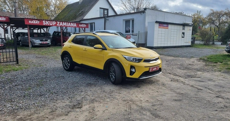 Kia Stonic cena 62700 przebieg: 64800, rok produkcji 2018 z Błaszki małe 301